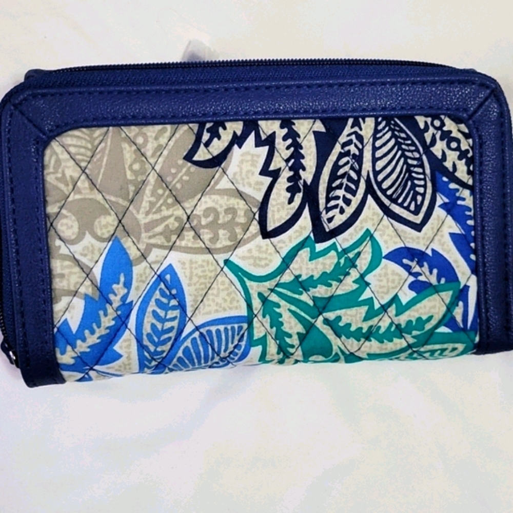 Vera Bradley Ultimate wristlet Santiago - Picture 6 of 9